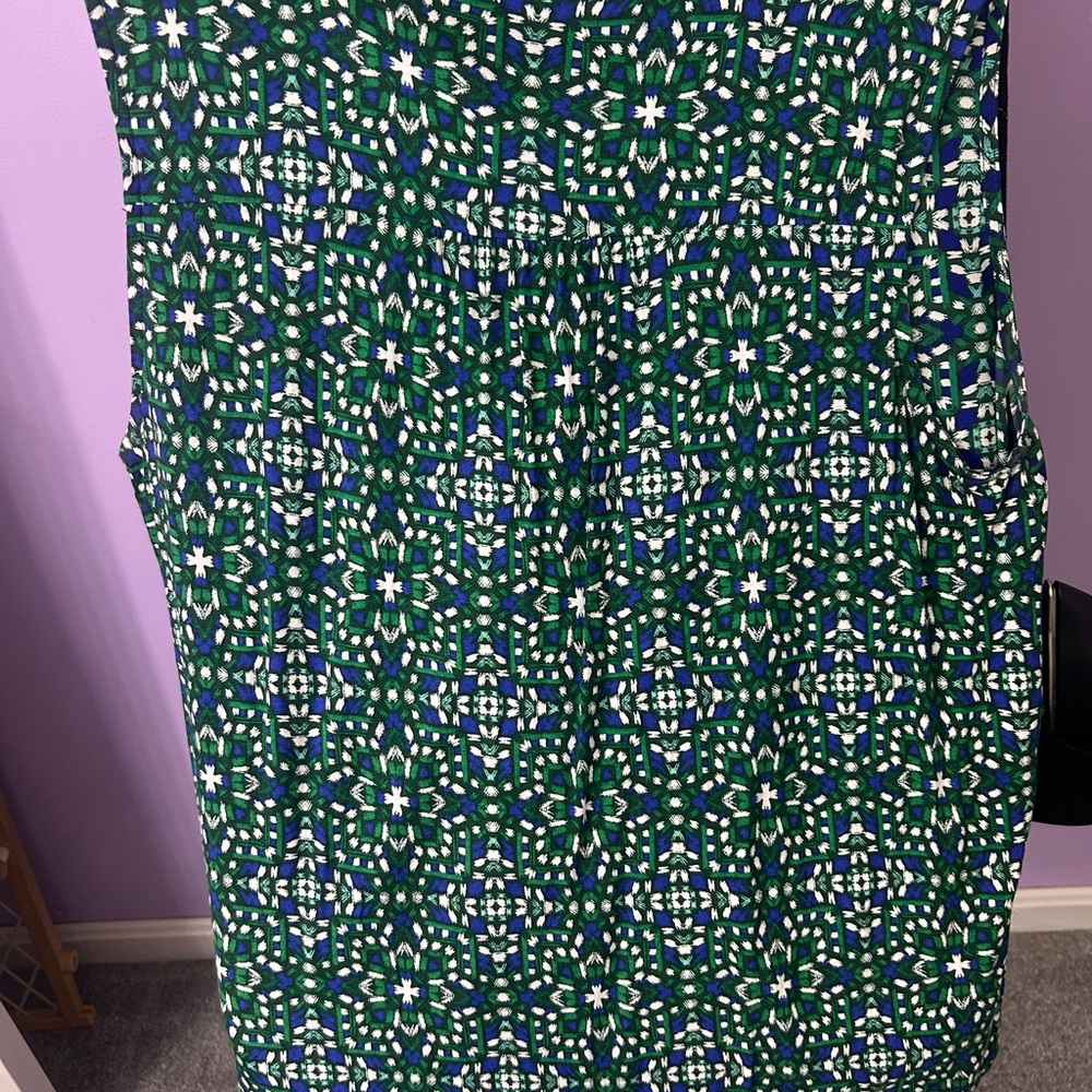 LOFT Green and Blue Geometric Ruffle-Front Sleeveless Camisole - Picture 4 of 5